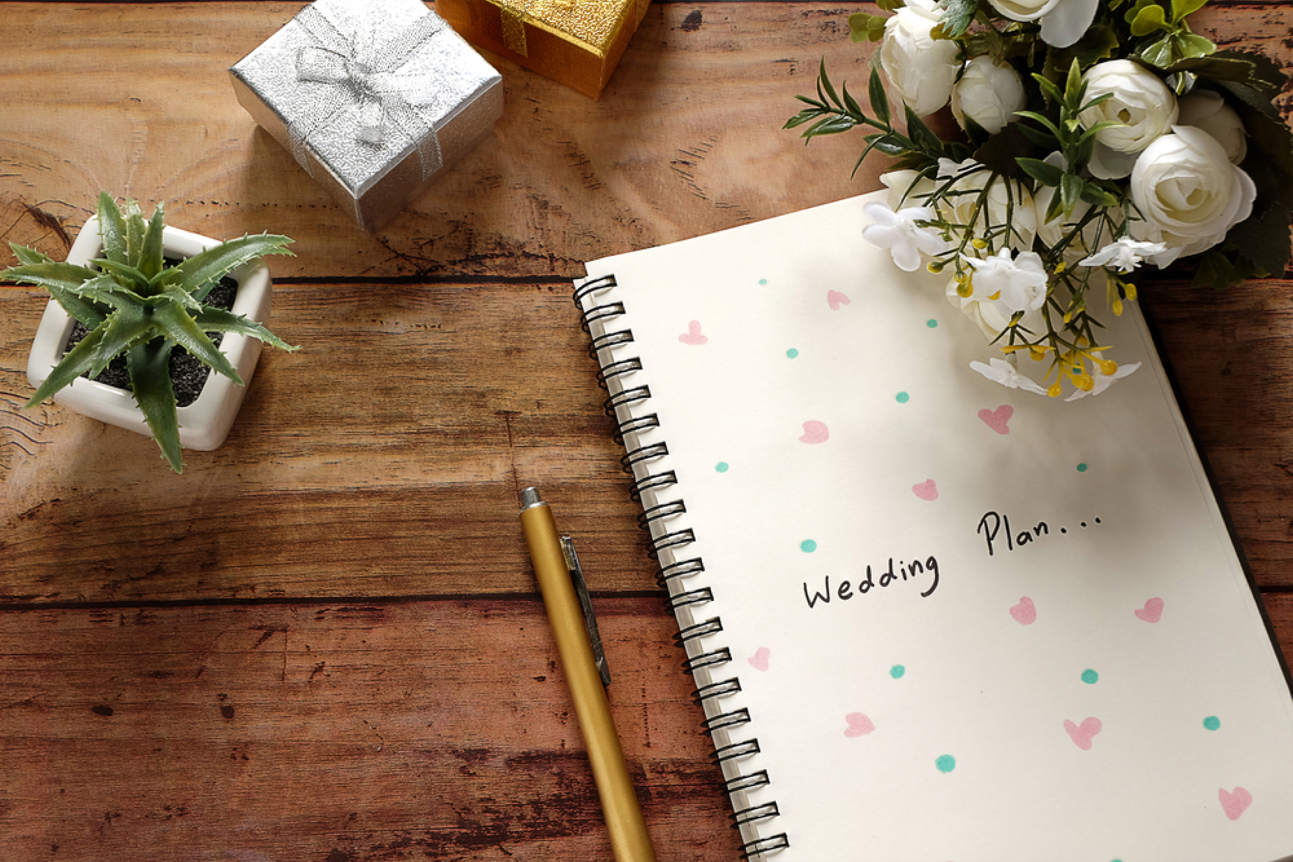 Tips for stress-free wedding planning